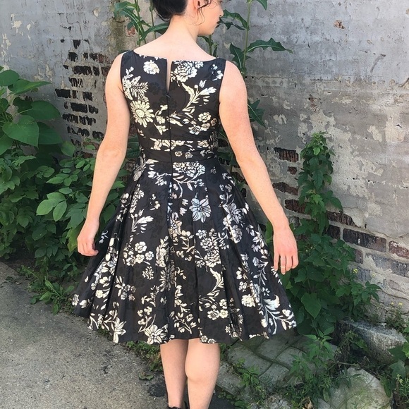 Anne Klein Metallic Floral Dress - Picture 3 of 11